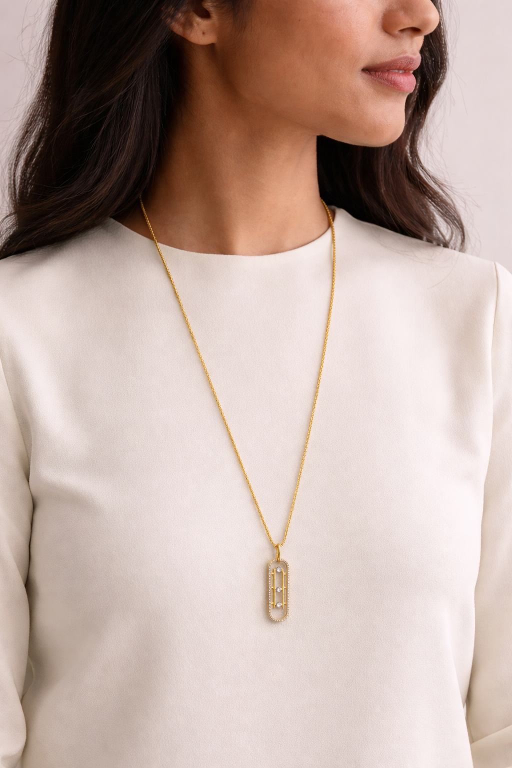 Sautoir double chaîne dorée pendentif oblong pavé cristaux blancs en acier inoxydable 316L - long collier femme élégant | Fofa & Lilou Maroc